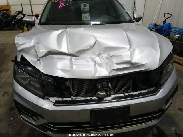 1VWDT7A30HC018385 Volkswagen Passat R-line W/comfort Pkg