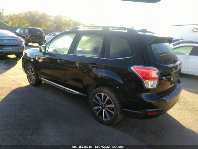 JF2SJGWC2HH811796 Subaru Forester Touring