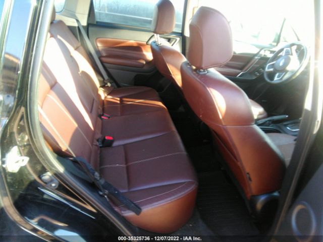 JF2SJGWC2HH811796 Subaru Forester Touring