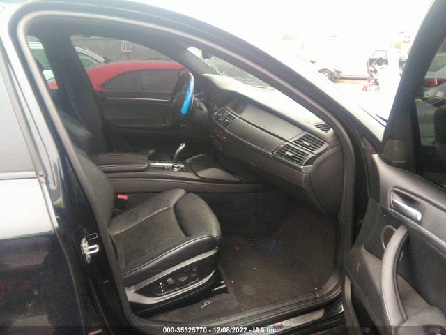 BMW X6 M 2014 5YMGZ0C53E0C40365 Image 5