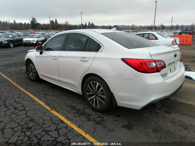 2018 Subaru Legacy, VIN: 4S3BNAD64J3037390