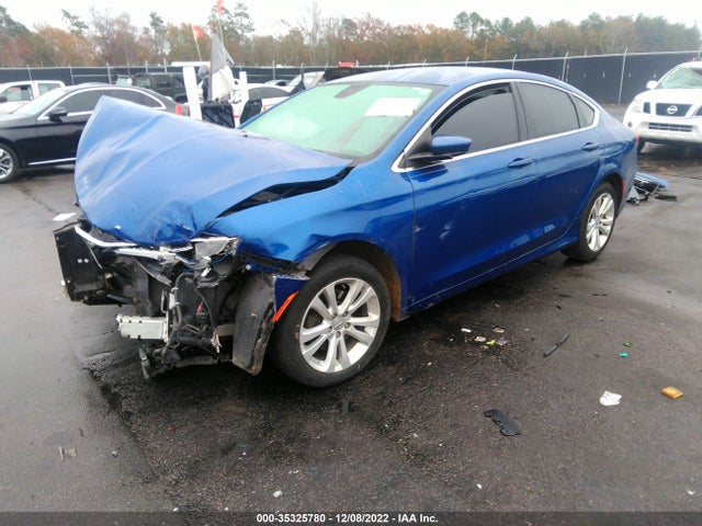 Chrysler 200 Limited Platinum 2017 1C3CCCAB4HN504768 Image 2