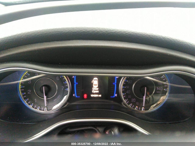 Chrysler 200 Limited Platinum 2017 1C3CCCAB4HN504768 Image 7