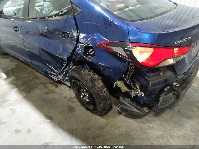 2016 HYUNDAI ELANTRA SE VIN: 5NPDH4AE7GH792978