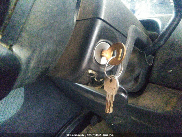 Dodge RAM VAN 2001 2B6KB31Y71K526767 Image 3