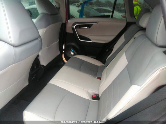 2019 Toyota RAV4, VIN: 2T3C1RFV2KW026731