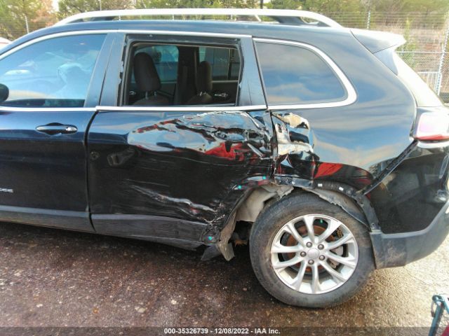 1C4PJLCB7KD370125 Jeep Cherokee Latitude