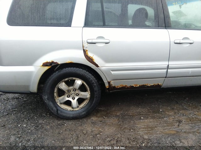 2006 HONDA PILOT EX VIN: 2HKYF18466H556453
