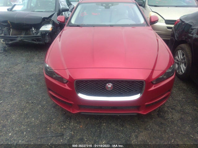 SAJAD4BV5HA967168 Jaguar Xe 35t Premium