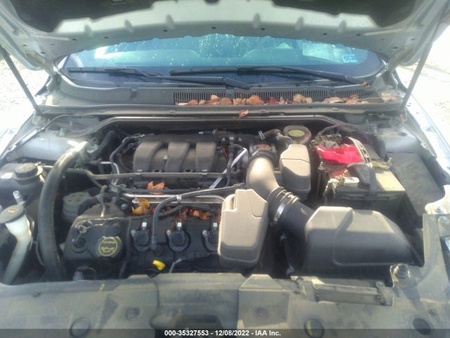 2017 Ford Taurus, VIN: 1FAHP2F8XHG102289