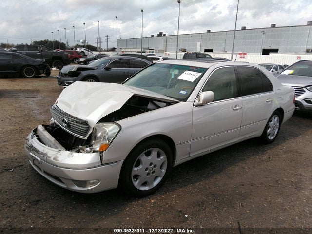 Lexus LS 430 2003 JTHBN30F630114944 Image 2