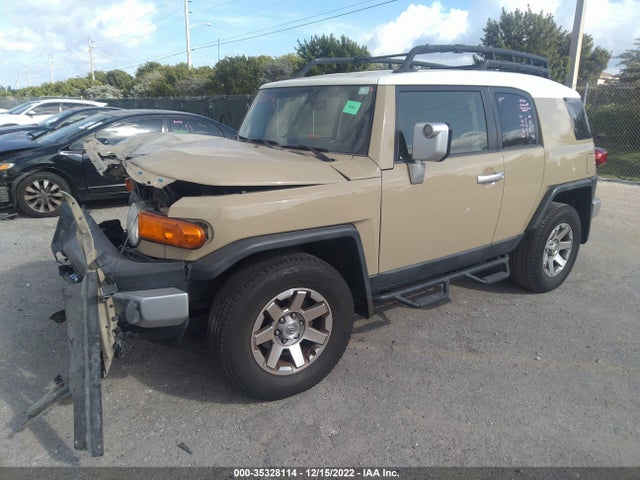 2014 Toyota FJ Cruiser, VIN: JTEZU4BF7EK013954