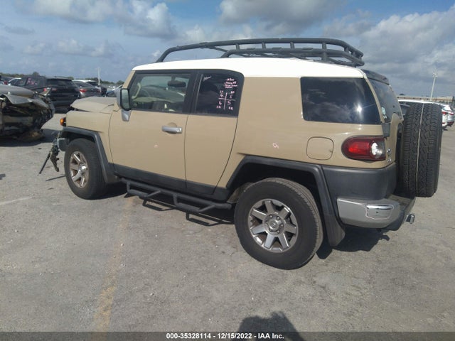 2014 Toyota FJ Cruiser, VIN: JTEZU4BF7EK013954