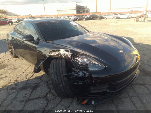 2017 Porsche Panamera, VIN: WP0AA2A78HL103623