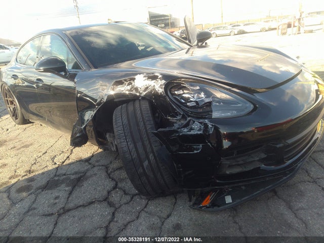 2017 Porsche Panamera, VIN: WP0AA2A78HL103623