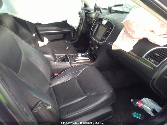2C3CCAEG0GH127955 Chrysler 300