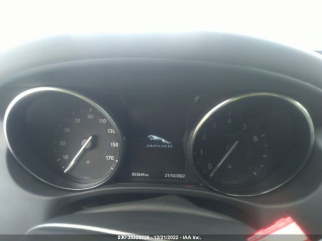 SAJAK4BV9HA963713 Jaguar Xe 35t Prestige