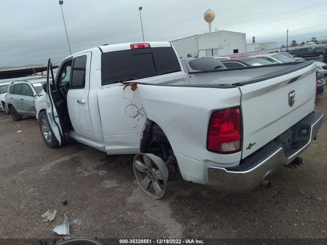 2015 Ram 1500, VIN: 1C6RR7GT2FS723858