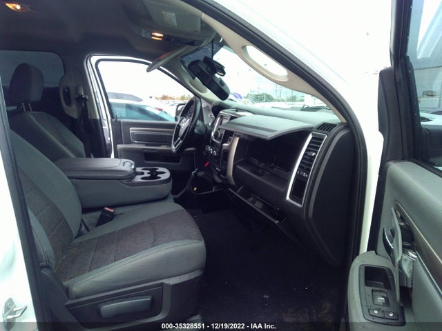 2015 Ram 1500, VIN: 1C6RR7GT2FS723858