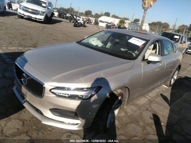 2018 Volvo S90, VIN: LVY102AK9JP050025