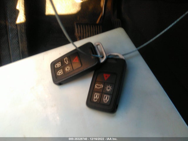 2015 Volvo V60, VIN: YV4612HKXF1001441