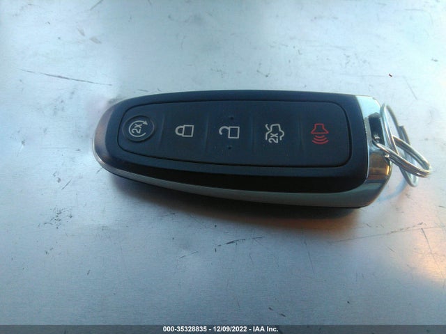Lincoln MKX 2011 2LMDJ6JK1BBJ21980 Image 3
