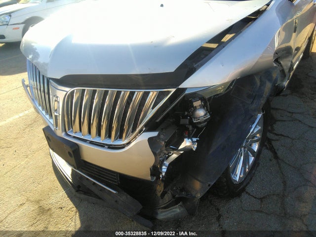 Lincoln MKX 2011 2LMDJ6JK1BBJ21980 Image 7