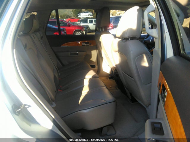 Lincoln MKX 2011 2LMDJ6JK1BBJ21980 Image 9