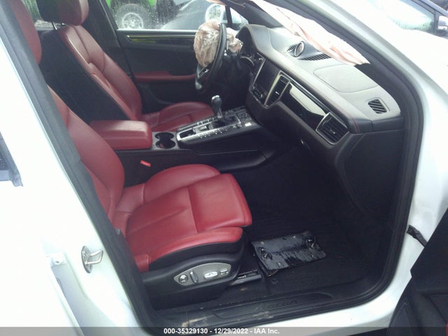 2018 Porsche Macan, VIN: WP1AA2A5XJLB17915