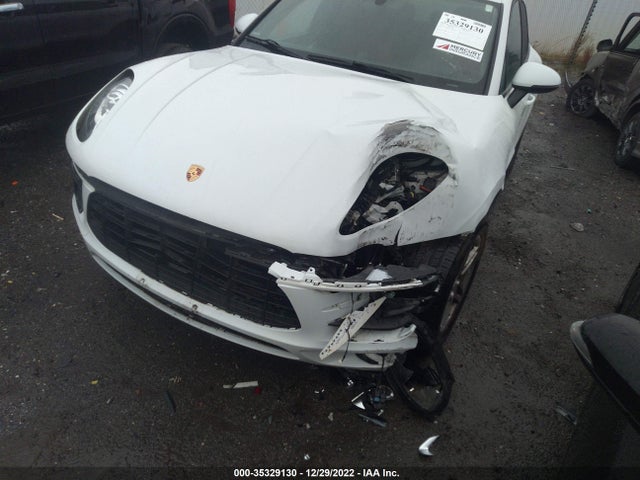 2018 Porsche Macan, VIN: WP1AA2A5XJLB17915