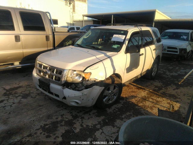 2011 FORD ESCAPE XLS VIN: 1FMCU0C72BKB24123