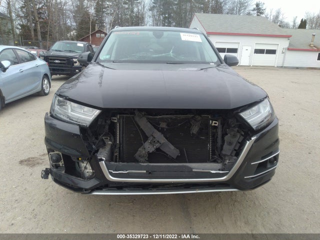 WA1LAAF71JD046316 Audi Q7 Premium Plus