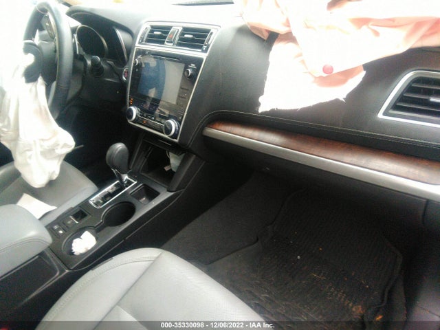 2018 Subaru Outback, VIN: 4S4BSANCXJ3226330