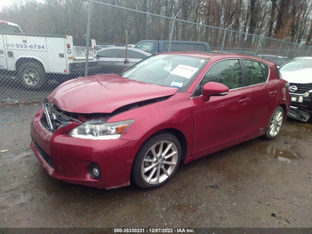 Lexus CT 200H 2011 JTHKD5BH5B2043851 Image 2