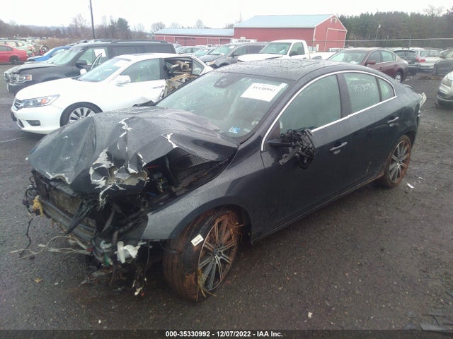 Volvo S60 T6 Drive-e Platinum 2015 YV149MFM4F2337478 Image 2