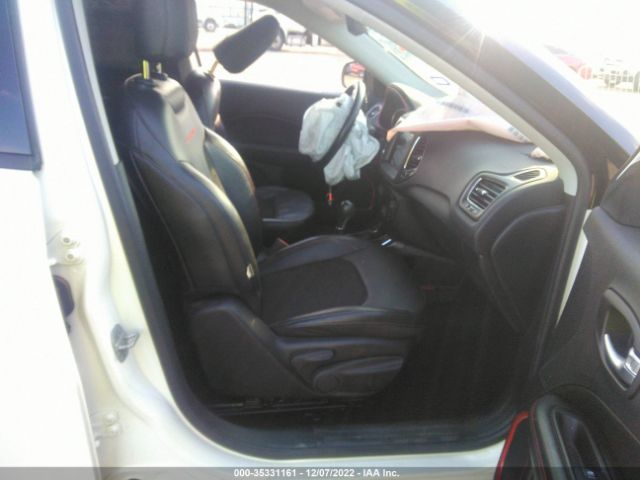 3C4NJDDB3KT713003 Jeep Compass Trailhawk