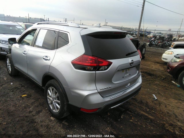 2018 NISSAN ROGUE SV VIN: KNMAT2MV2JP600251