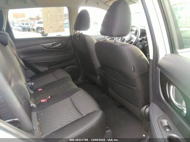 2018 NISSAN ROGUE SV VIN: KNMAT2MV2JP600251