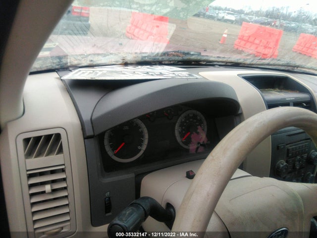 2008 FORD ESCAPE XLS VIN: 1FMCU02Z88KB09038