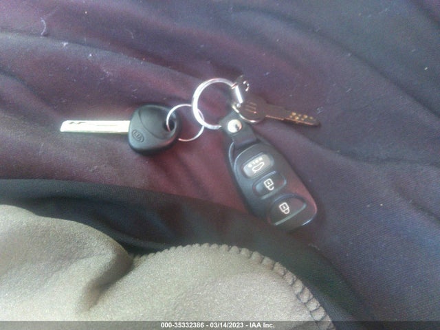 KIA Optima Lx 2012 5XXGM4A79CG081945 Image 3