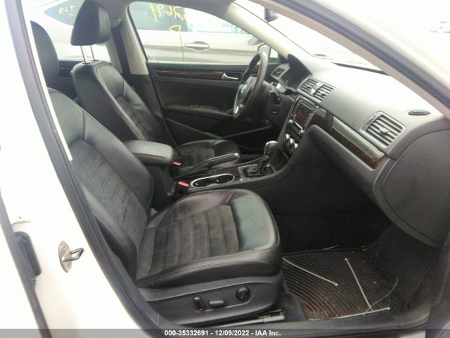 1VWCN7A33EC042715 Volkswagen Passat Tdi Sel Premium