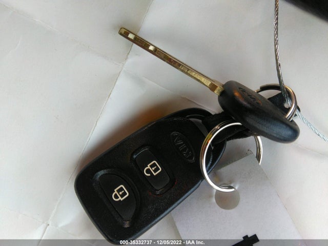 2011 KIA SPORTAGE LX VIN: KNDPB3A23B7115261