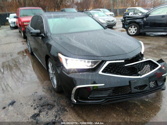 2018 Acura RLX, VIN: JH4KC1F58JC000920