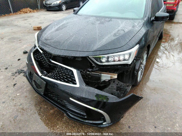 2018 Acura RLX, VIN: JH4KC1F58JC000920