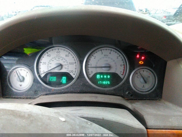 2A4RR7DX9AR321890 Chrysler Town & Country Limited