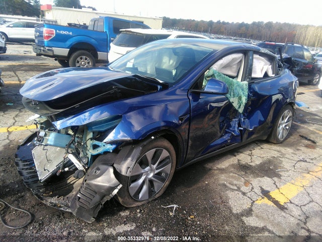 Tesla Model Y Long Range 2022 7SAYGDEE4NF435240 Image 2