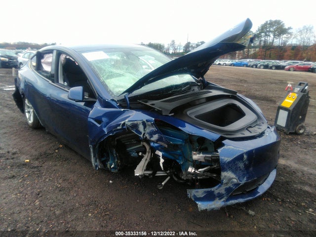 Tesla Model Y Long Range 2022 7SAYGDEE9NA019276 main image