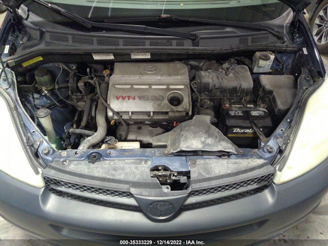 2004 TOYOTA SIENNA XLE VIN: 5TDZA22C44S203774