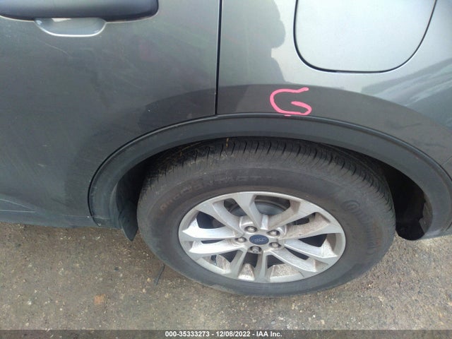 2022 Ford Escape, VIN: 1FMCU0F60NUA86497