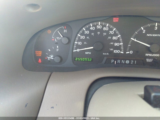 Lincoln Navigator 2002 5LMFU28R32LJ09690 Image 7